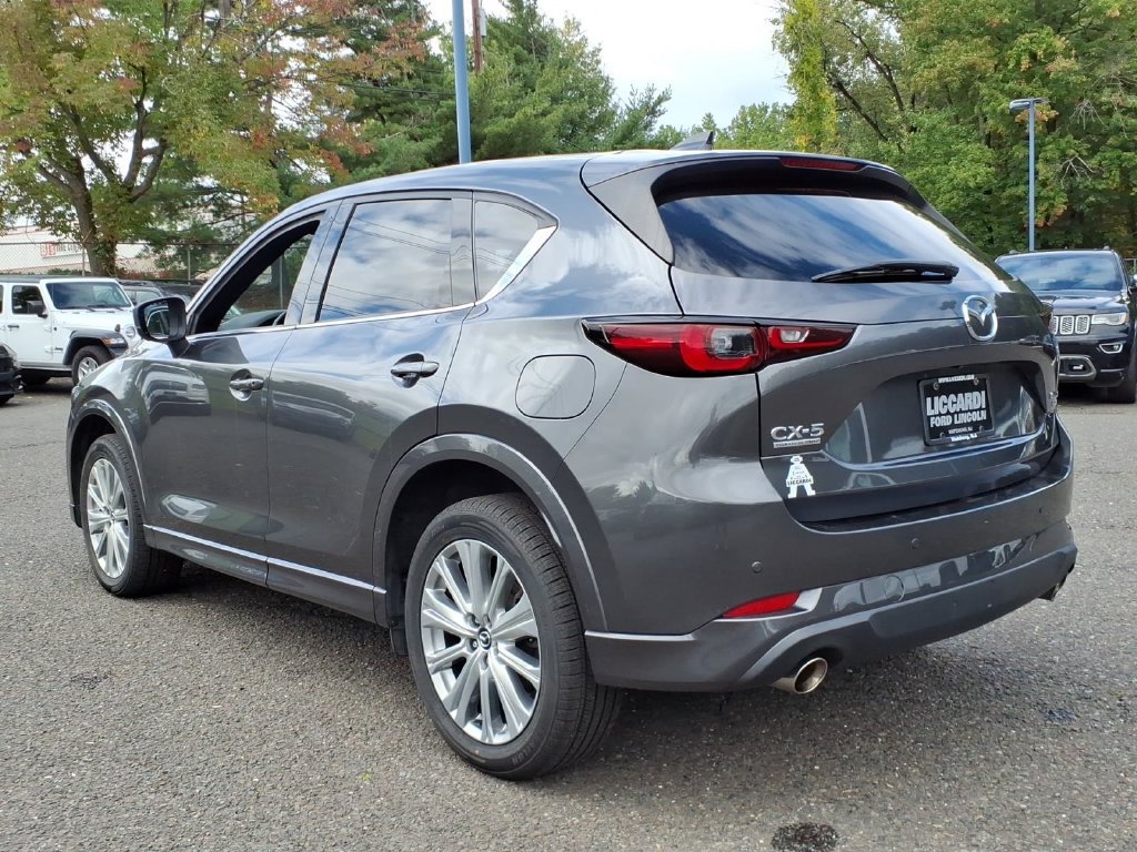 Used 2023 MAZDA CX-5 Signature AWD/4WD image 5
