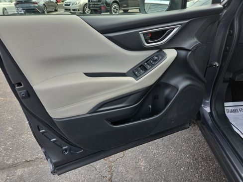 Used 2023 Subaru Forester image 12