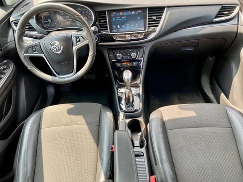 Used 2018 Buick Encore Preferred AWD/4WD image 12