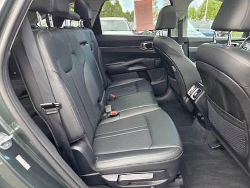 Used 2023 Kia Sorento S w/ Panoramic Sunroof Package AWD/4WD image 30
