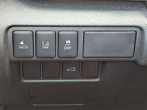 New 2025 Mitsubishi Eclipse Cross SE image 25