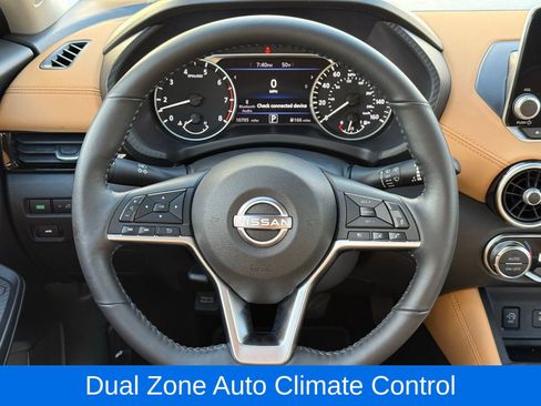 Used 2025 Nissan Sentra SV w/ SV Premium Package FWD image 29