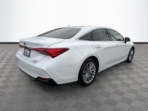 Used 2021 Toyota Avalon Limited w/ Advanced Safety Package FWD image 7