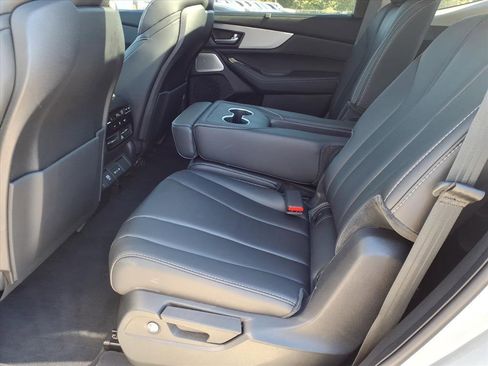 Used 2025 Acura MDX w/ Technology Package image 16