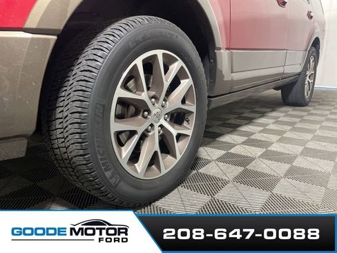 Used 2015 Ford Expedition King Ranch AWD/4WD image 27