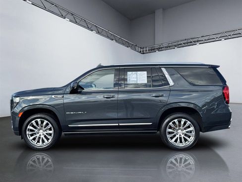 Used 2021 GMC Yukon Denali image 2