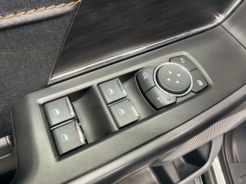 Used 2025 Ford F150 Lariat w/ Equipment Group 502A High AWD/4WD image 24