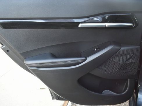 Used 2021 Kia Seltos SX w/ SX Sunroof Package image 35