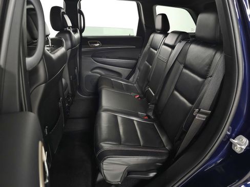 Used 2017 Jeep Grand Cherokee Limited AWD/4WD image 32