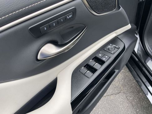 Used 2025 Lexus ES 350 Ultra Luxury FWD image 27