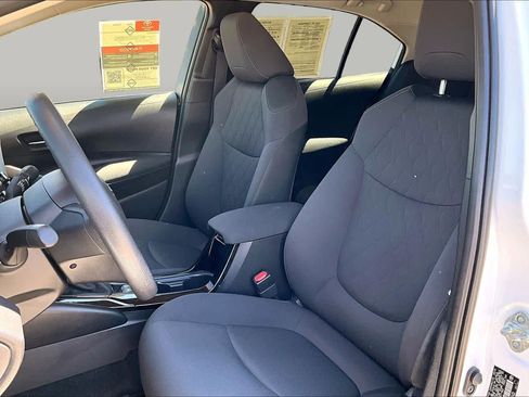 Certified 2022 Toyota Corolla LE w/ LE Convenience Package FWD image 7