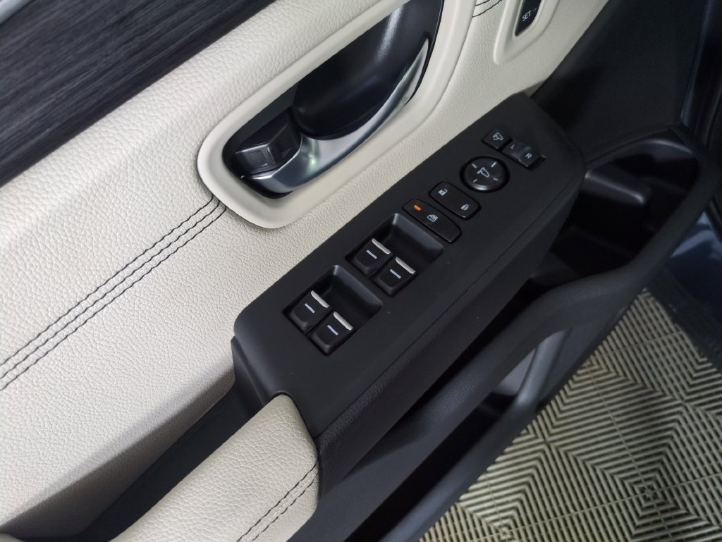 New 2026 Honda Pilot Touring image 13