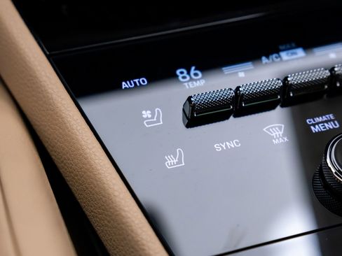 New 2026 Porsche Cayenne image 29