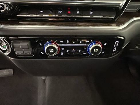 New 2026 GMC Sierra 1500 SLE AWD/4WD image 22