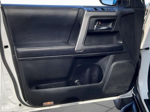 Used 2019 Toyota 4Runner SR5 Premium AWD/4WD image 21