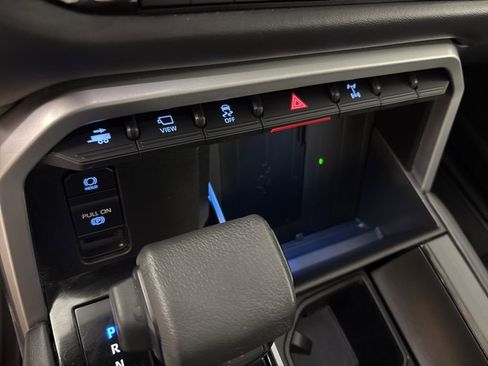 Used 2024 Toyota Tundra Platinum w/ TRD Off-Road Package image 36