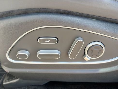 Used 2026 Hyundai Palisade Calligraphy FWD image 18