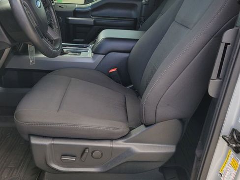 Used 2019 Ford F150 XLT w/ Equipment Group 302A Luxury AWD/4WD image 9