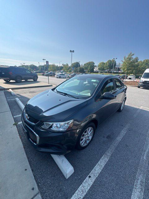 Used 2017 Chevrolet Sonic LT w/ Convenience Package FWD image 19