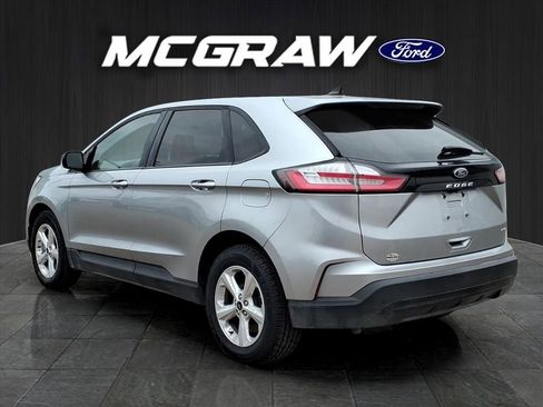 Used 2023 Ford Edge SE image 4