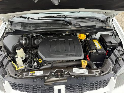 Used 2019 Dodge Grand Caravan GT FWD image 24