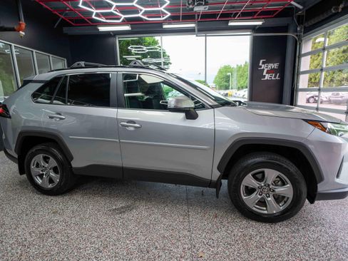 Certified 2024 Toyota RAV4 XLE AWD/4WD image 6
