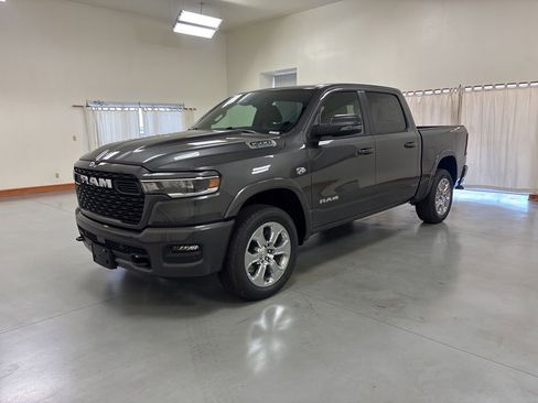 New 2026 RAM 1500 4x4 Crew Cab image 4