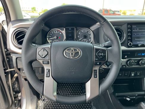 Used 2023 Toyota Tacoma SR5 AWD/4WD image 18