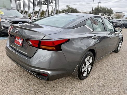 Certified 2025 Nissan Altima 2.5 S image 5