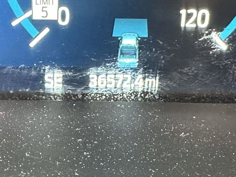 Used 2023 Ford F150 Lariat w/ Equipment Group 502A High image 14