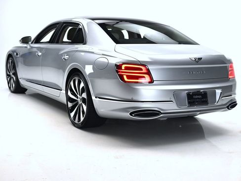 New 2026 Bentley Flying Spur Plug-In Hybrid AWD/4WD image 4