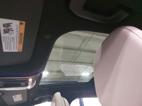 Used 2023 Mercedes-Benz C 300 4MATIC Sedan image 32