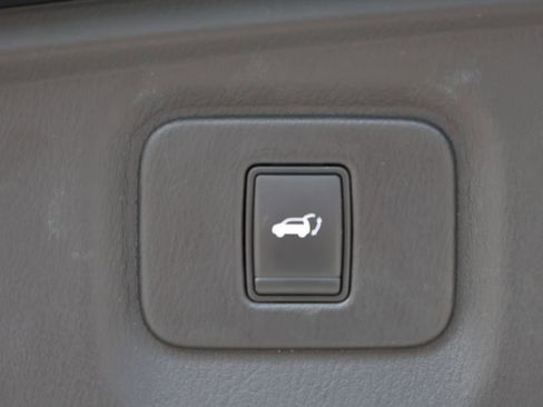 Used 2019 INFINITI QX60 Luxe w/ Essential Package FWD image 9