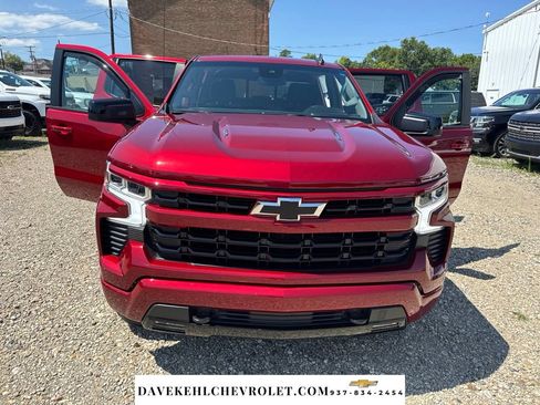 Used 2024 Chevrolet Silverado 1500 RST AWD/4WD image 33