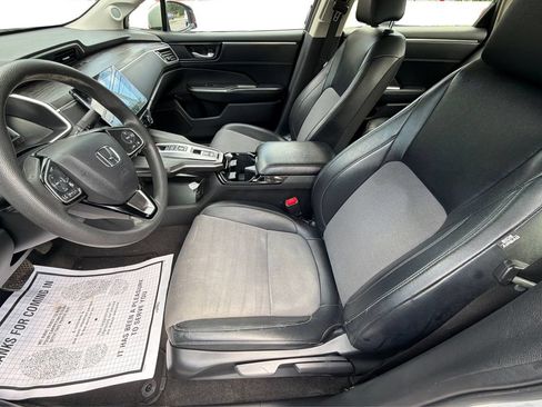 Used 2018 Honda Clarity Plug-In Hybrid image 9