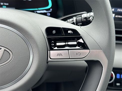 New 2026 Hyundai Elantra Blue image 25