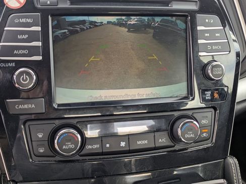 Used 2023 Nissan Maxima SV w/ Floor Mat Group image 12