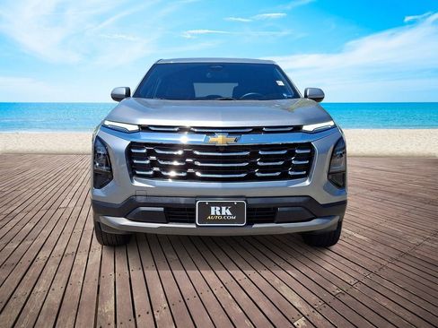 Certified 2025 Chevrolet Equinox LT FWD image 2