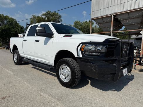 Used 2023 RAM 2500 Tradesman AWD/4WD image 9