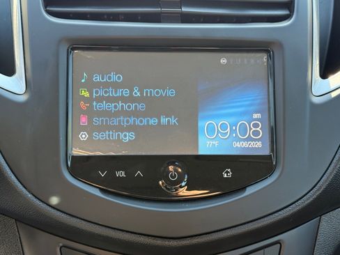 Used 2016 Chevrolet Trax LS FWD image 22