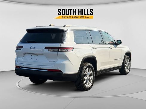 Used 2023 Jeep Grand Cherokee L Limited AWD/4WD image 5