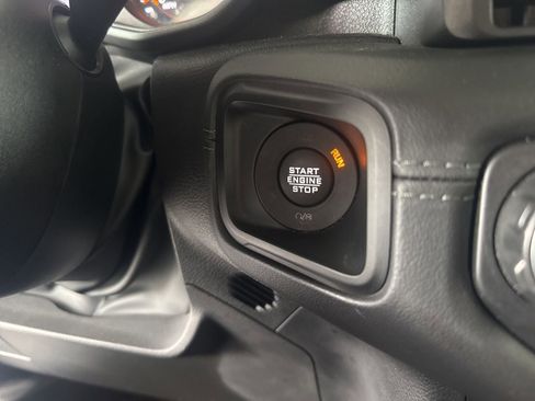 Used 2024 Jeep Wrangler Unlimited Rubicon AWD/4WD image 25