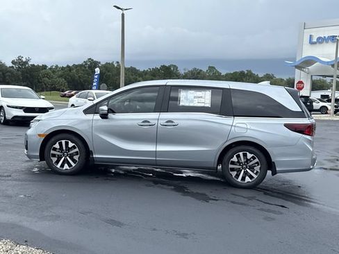 New 2026 Honda Odyssey EX-L image 11