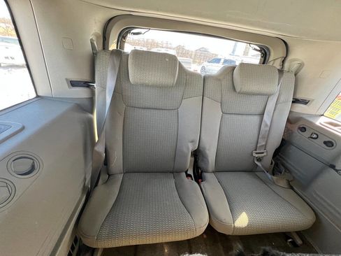 Used 2006 Jeep Commander 4WD w/ Trailer Tow Group IV image 11