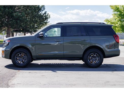 Used 2025 Ford Expedition Tremor AWD/4WD image 6