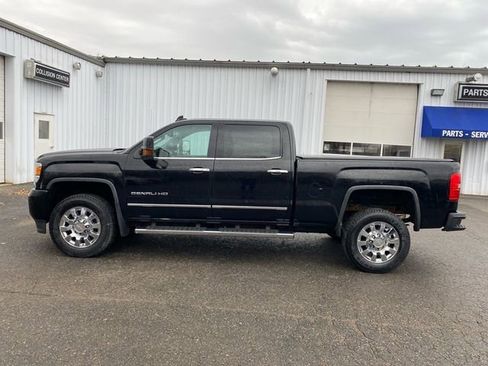 Used 2018 GMC Sierra 2500 Denali w/ Snow Plow Prep Package image 2
