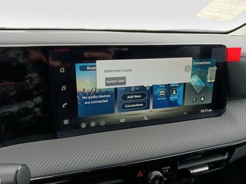 New 2026 Nissan Kicks SR FWD image 16