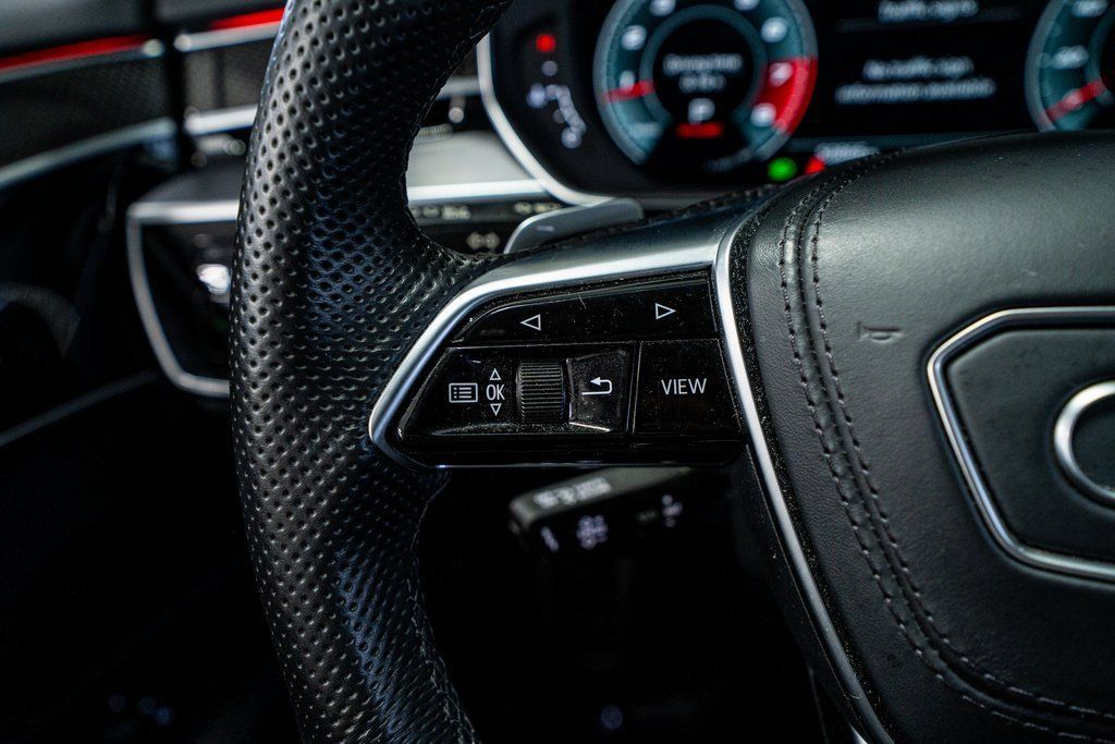 Used 2023 Audi S8 AWD/4WD image 39