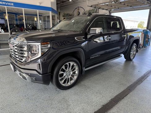 Used 2022 GMC Sierra 1500 Denali image 4
