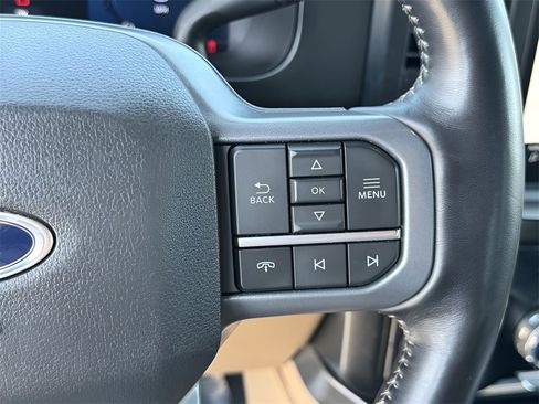 Used 2023 Ford F250 Lariat w/ Chrome Package image 16